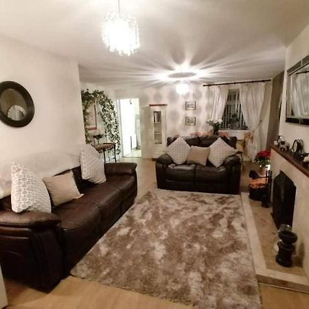 فيلا سترابينفي Comfy Quiet Town House المظهر الخارجي الصورة