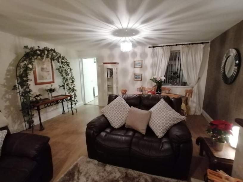 فيلا سترابينفي Comfy Quiet Town House المظهر الخارجي الصورة