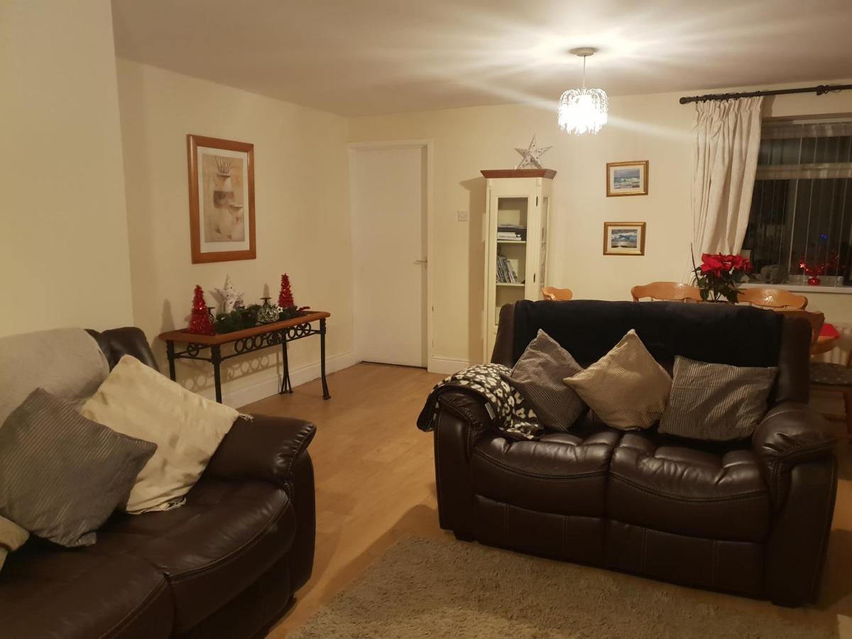 فيلا سترابينفي Comfy Quiet Town House الغرفة الصورة