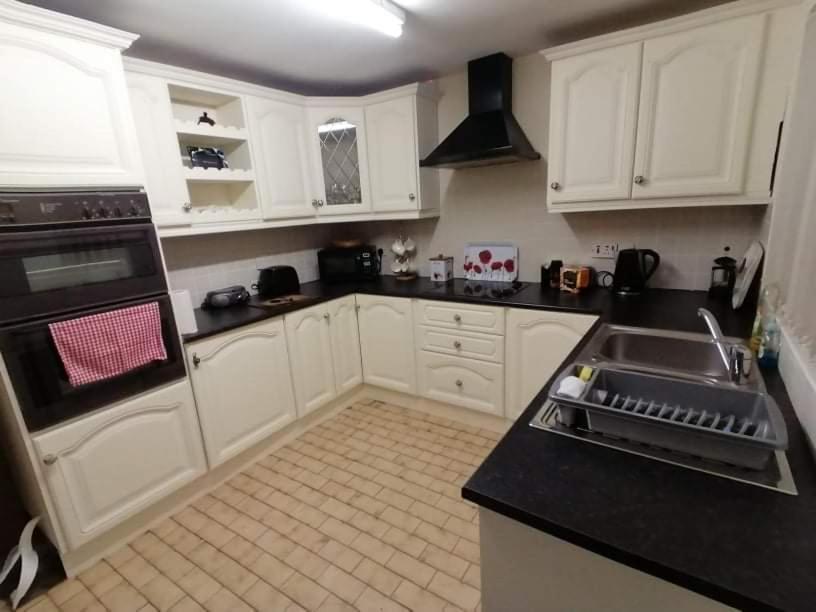 فيلا سترابينفي Comfy Quiet Town House المظهر الخارجي الصورة
